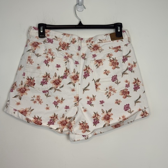 American Eagle White with Pink and Orange Floral Print Mom Shorts. Size 14. - Picture 6 of 16